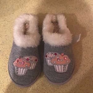 Cupcake slippers💖🧁